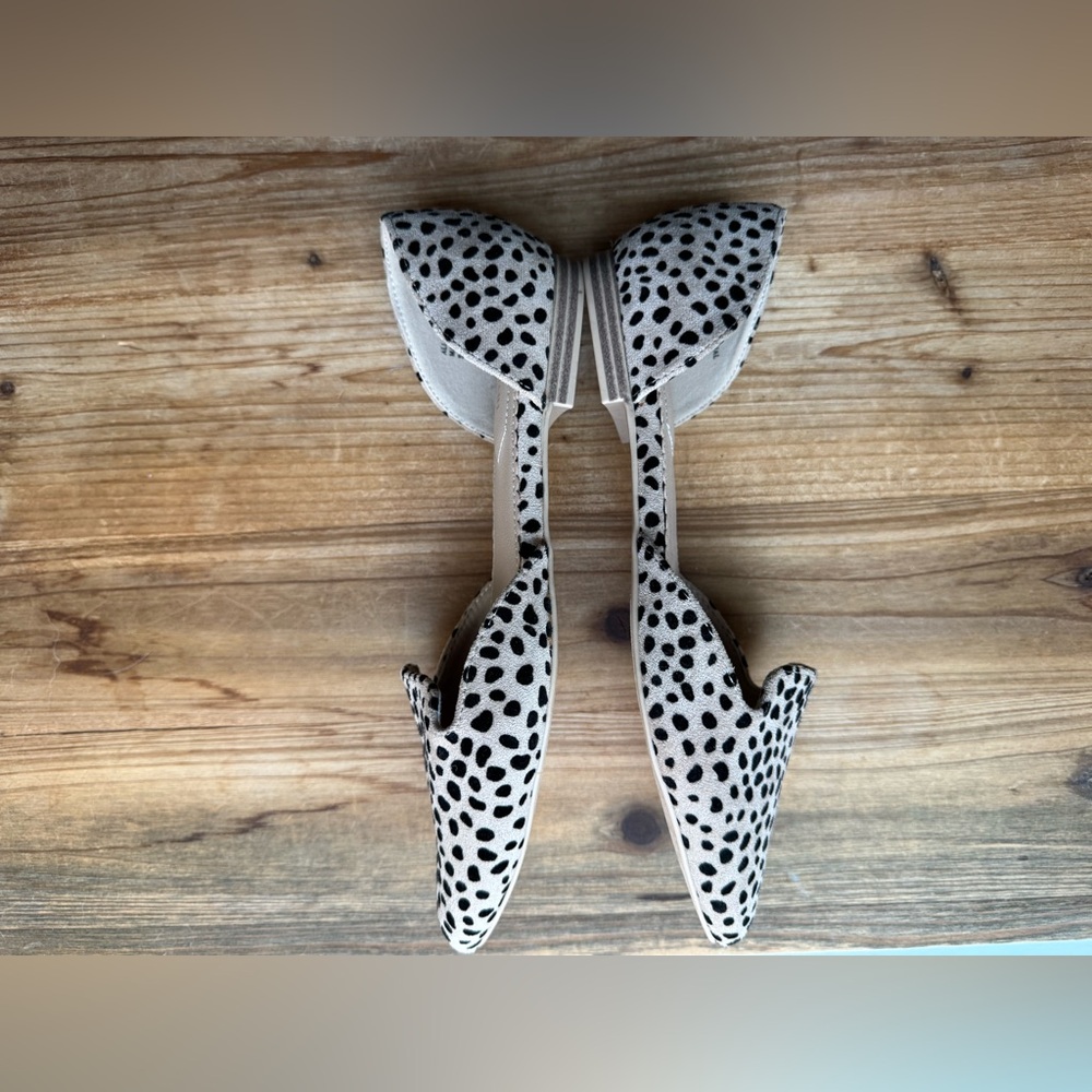 Isaac Mizrahi D’Orsay Black and Tan Spotted Cheetah Print Flats Sz 9.5 - Picture 8 of 9